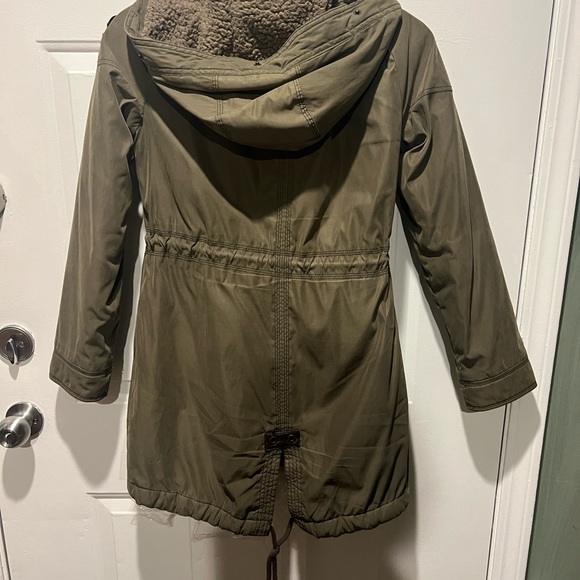 Abercrombie & Fitch Fleece Lined Utility Outerwear Jacket in Olive - Picture 4 of 5
